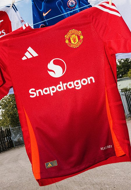 Manchester United Home & Away Football Shirts & Kits