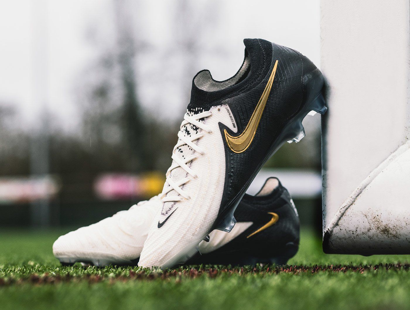 Anti slip Football Shoes Men Perfect Outdoor Soccer Training - Temu United  Kingdom