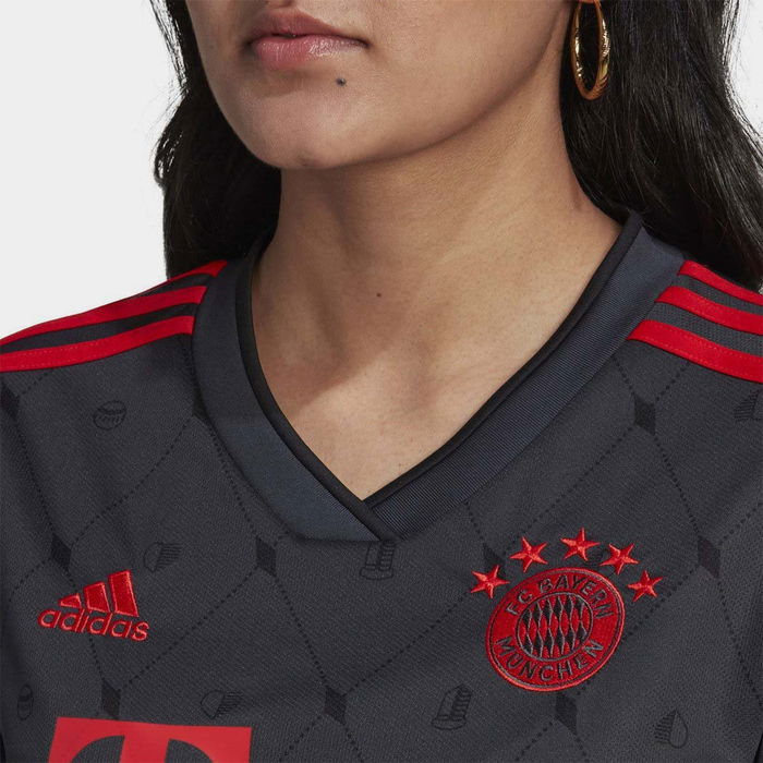 Bayern Munich Women's Home Jersey 22/23 (Customizable)