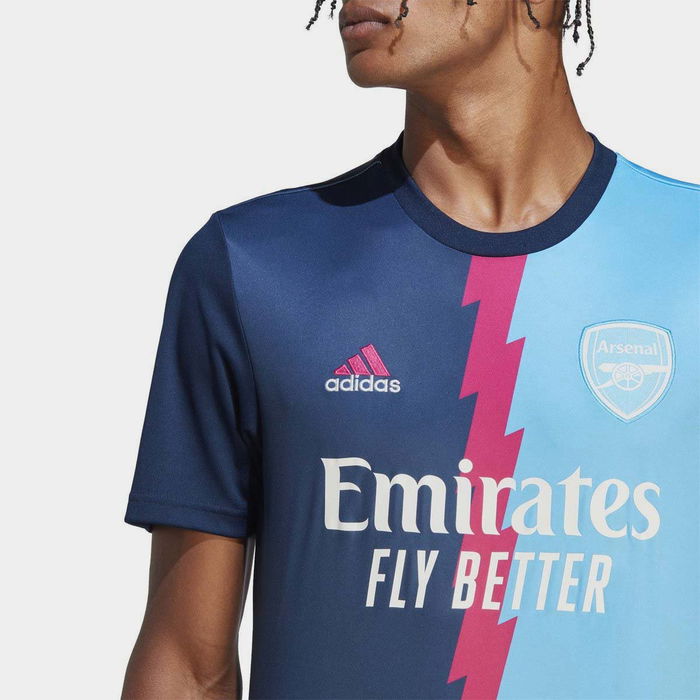 Arsenal and Adidas unveil new 2022/2023 pre-match shirt