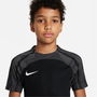 Dri FIT Strike Big Kids Soccer Top Juniors