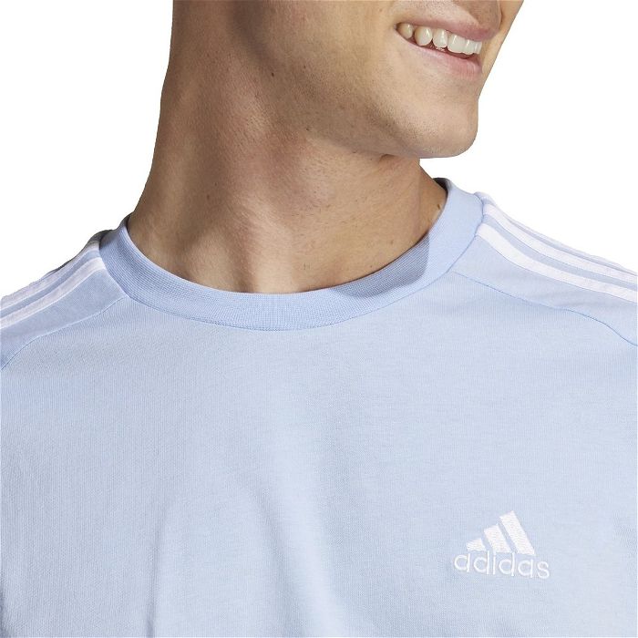 T-shirt adidas pour hommes en bleu