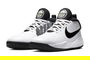Team Hustle D 9 Big Kids Basketball Shoe