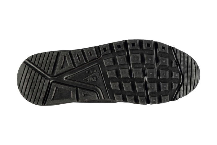Air Max IVO Trainers